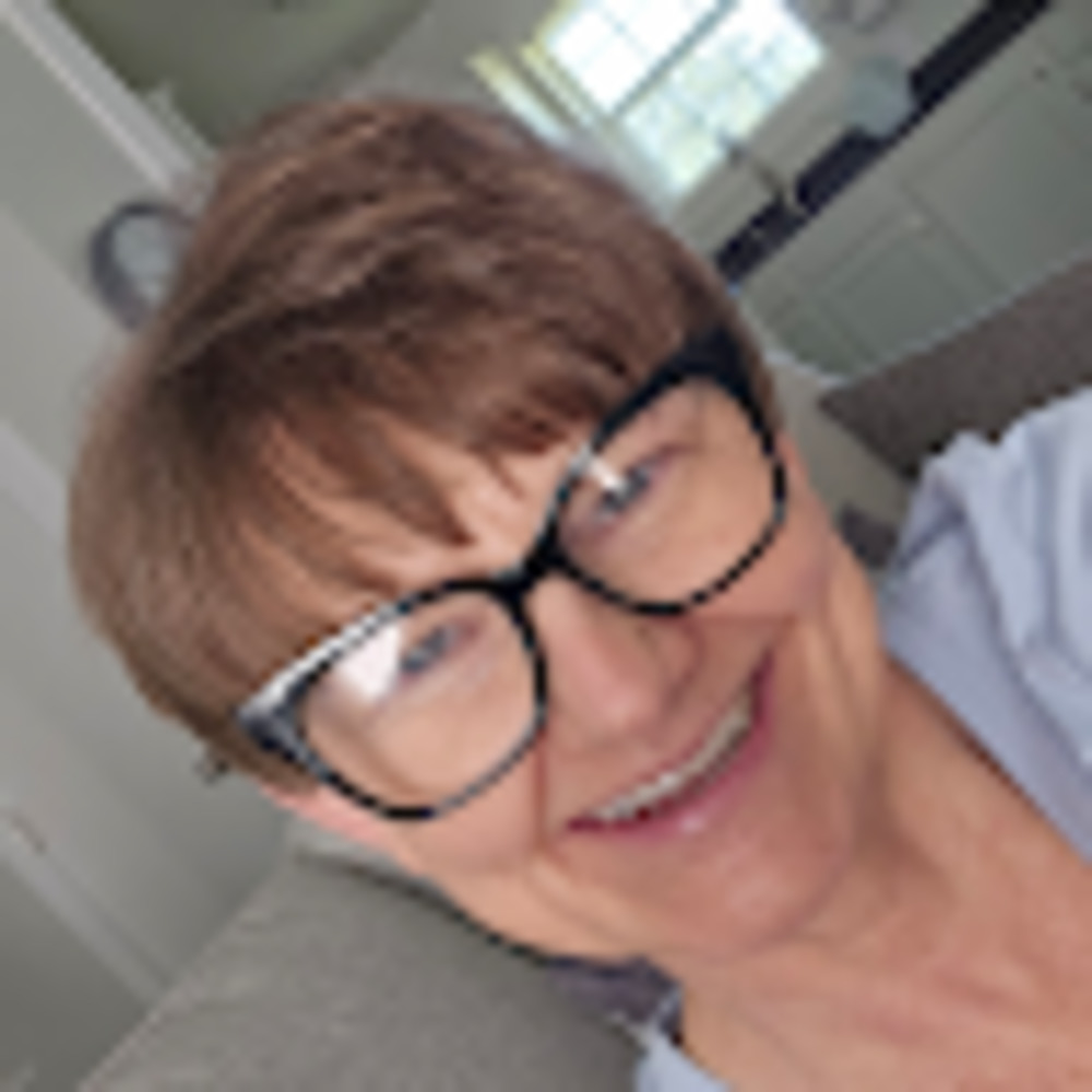 Meet your Posher, Pamela